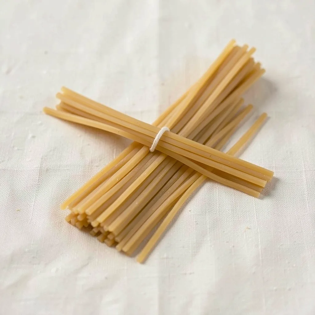 Spaghetti, uncooked, on linen